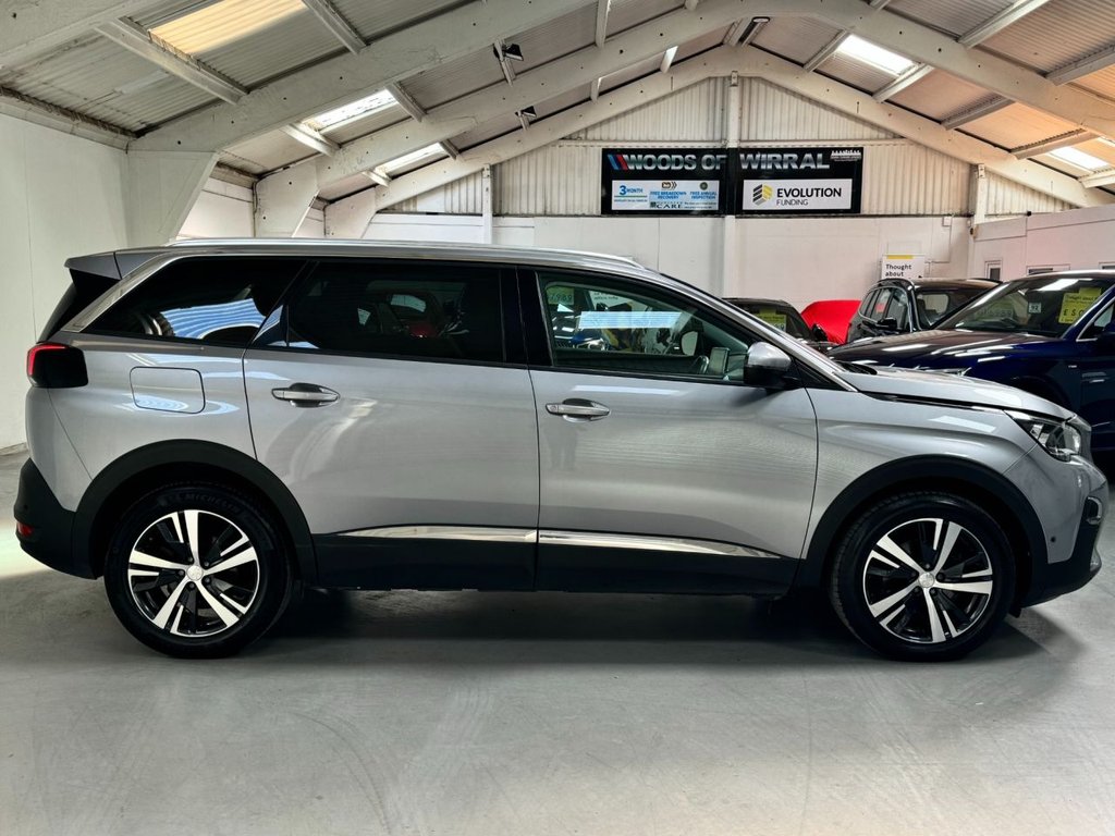 USED 2020 70 PEUGEOT 5008 1.2 PURETECH S/S ALLURE 5d 130 BHP 