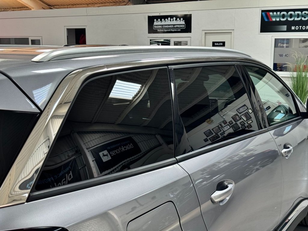 USED 2020 70 PEUGEOT 5008 1.2 PURETECH S/S ALLURE 5d 130 BHP 