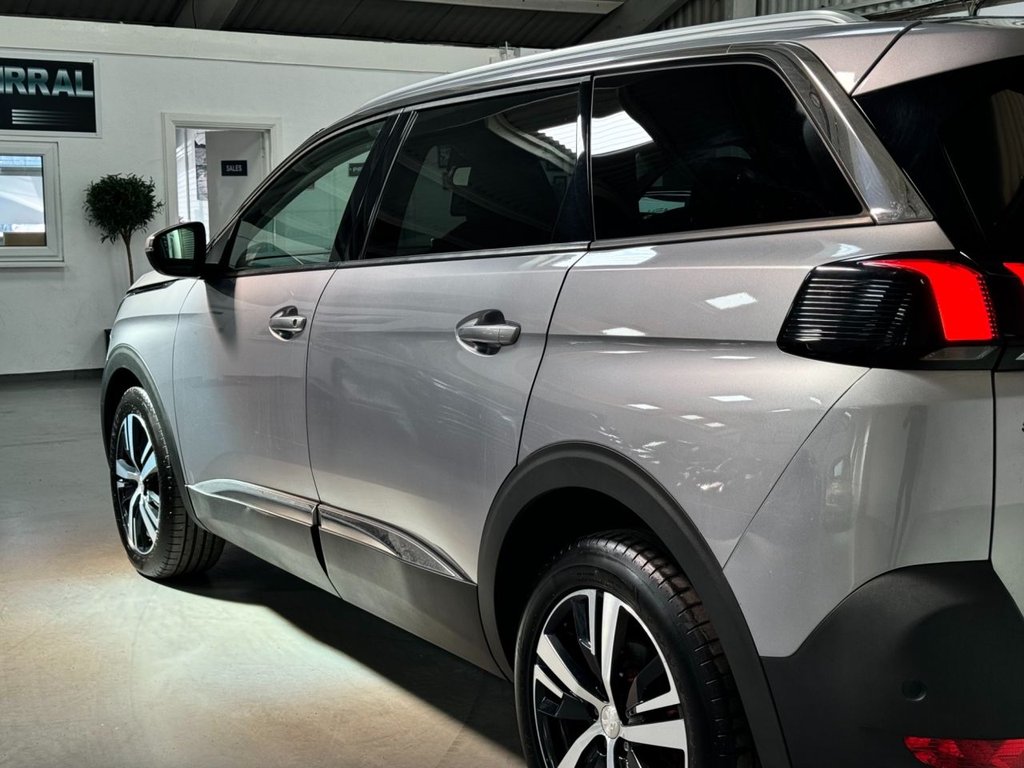 USED 2020 70 PEUGEOT 5008 1.2 PURETECH S/S ALLURE 5d 130 BHP 