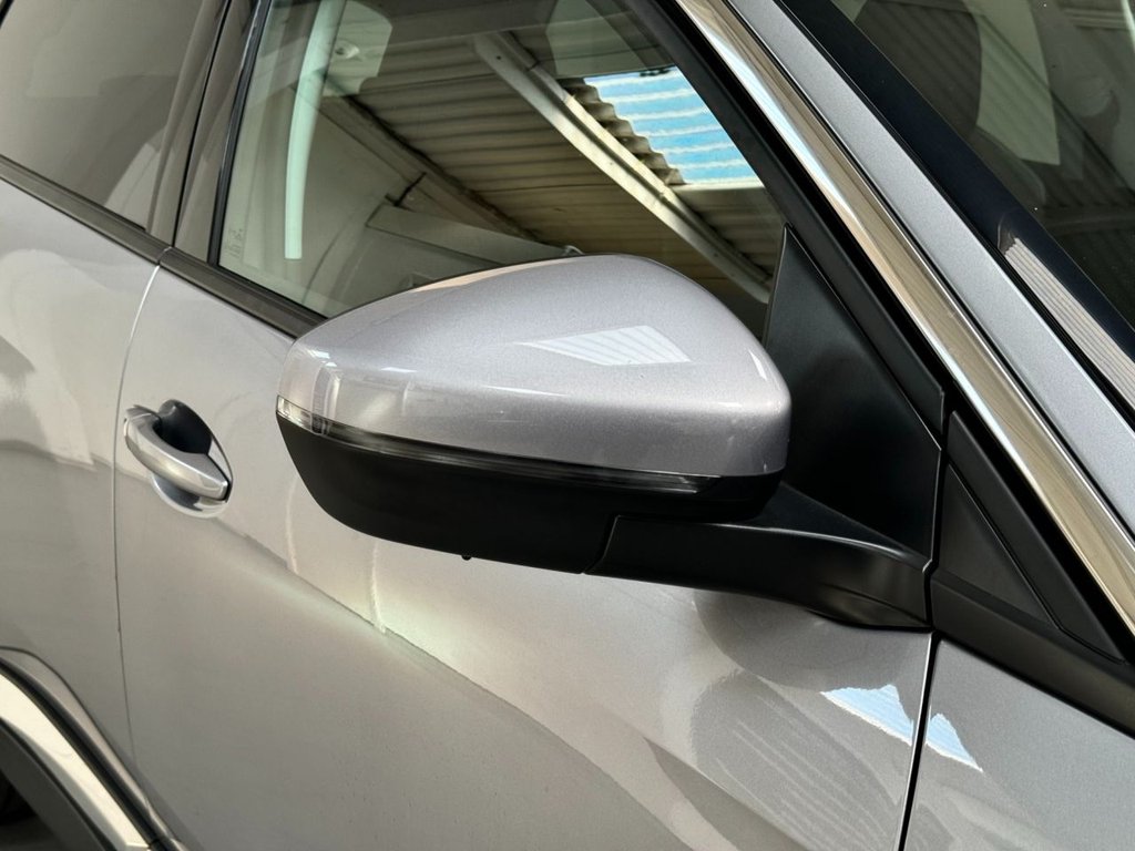 USED 2020 70 PEUGEOT 5008 1.2 PURETECH S/S ALLURE 5d 130 BHP 