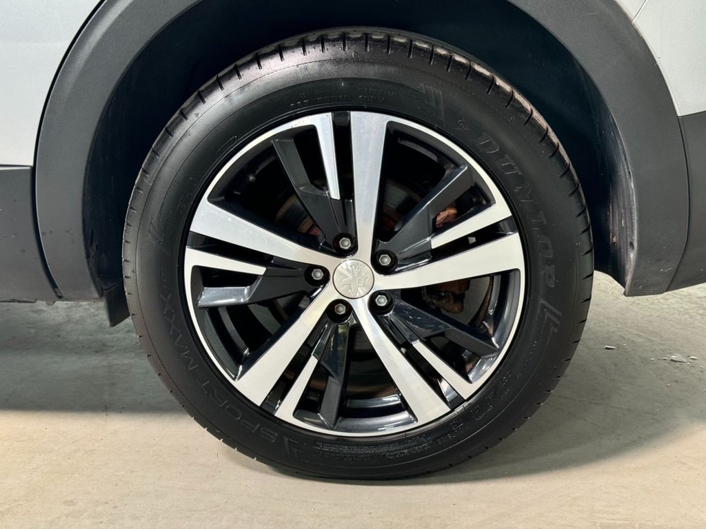 USED 2020 70 PEUGEOT 5008 1.2 PURETECH S/S ALLURE 5d 130 BHP 