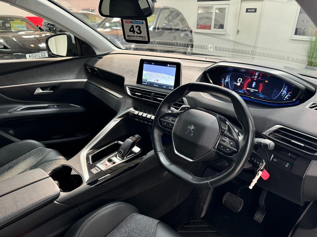 USED 2020 70 PEUGEOT 5008 1.2 PURETECH S/S ALLURE 5d 130 BHP 