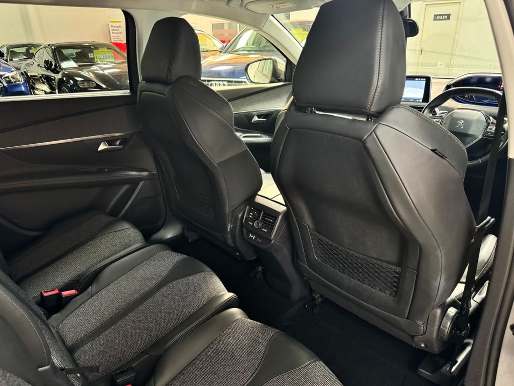 USED 2020 70 PEUGEOT 5008 1.2 PURETECH S/S ALLURE 5d 130 BHP 