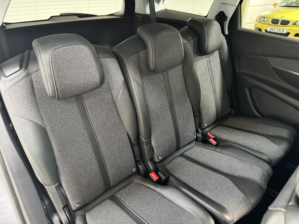 USED 2020 70 PEUGEOT 5008 1.2 PURETECH S/S ALLURE 5d 130 BHP 