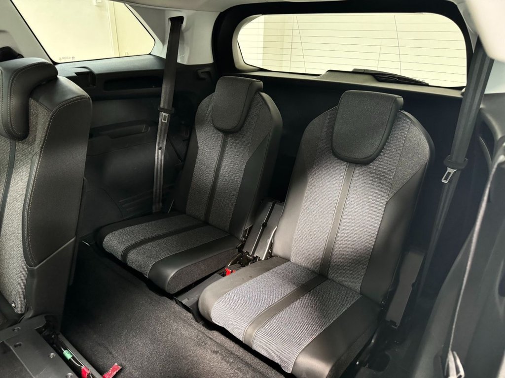 USED 2020 70 PEUGEOT 5008 1.2 PURETECH S/S ALLURE 5d 130 BHP 