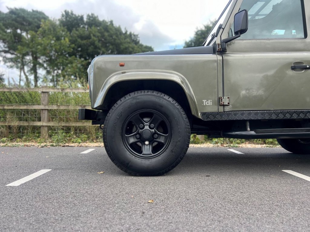 USED 1985 B LAND ROVER DEFENDER 90 300tdi // 4x4 // 7 seater // px swap 