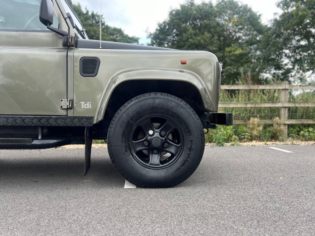 USED 1985 B LAND ROVER DEFENDER 90 300tdi // 4x4 // 7 seater // px swap 