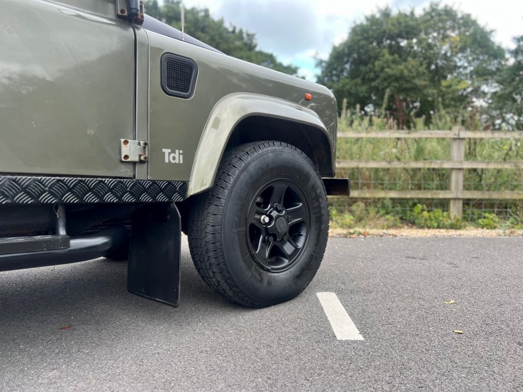 USED 1985 B LAND ROVER DEFENDER 90 300tdi // 4x4 // 7 seater // px swap 