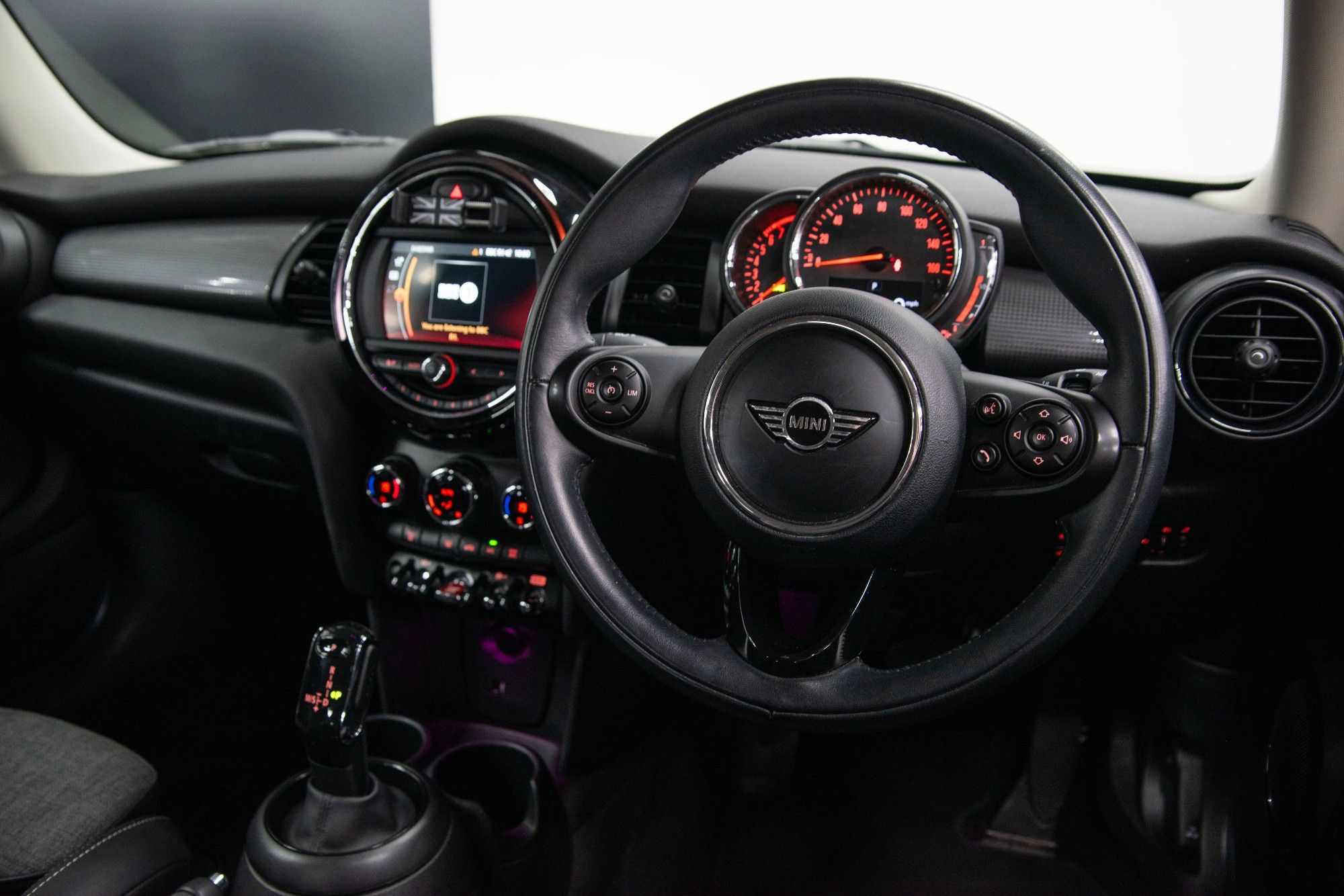 USED 2018 18 MINI HATCH COOPER 1.5 COOPER 