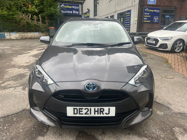 2021 TOYOTA YARIS 2021/21 1.5 ICON FHEV 5d 114 BHP Automatic, One owner from new, Only 15000 Miles - Photo 4