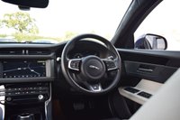 USED 2018 68 JAGUAR XF 3.0 D V6 S 5d 296 BHP PAN ROOF / MERIDIAN SOUND