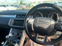 USED 2017 67 LAND ROVER RANGE ROVER EVOQUE 2.0 ED4 SE 5d 148 BHP A LOVELY ADDITION TO OUR FORECOURT FINISHED IN EVER POPULAR WHITE PAINT+ONLY 1 FORMER KEEPER+SERVICE HISTORY+DIESEL+ULEZ COMPLIANT+FULL LEATHER INTERIOR+SATELLITE NAVIGATION+PARK ASSIST+CLIMATE CONTROL+18 INCH ALLOY WHEELS+CALL NOW TO SPEAK TO OUR EXPERIENCED SALES ADVISORS+DONT MISS OUT+READY TO DRIVE AWAY TODAY!!!!!!!!!!!!!!!!!!!!!!!!!!!!!!!!!!!!!!!!