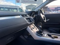 USED 2017 67 LAND ROVER RANGE ROVER EVOQUE 2.0 ED4 SE 5d 148 BHP A LOVELY ADDITION TO OUR FORECOURT FINISHED IN EVER POPULAR WHITE PAINT+ONLY 1 FORMER KEEPER+SERVICE HISTORY+DIESEL+ULEZ COMPLIANT+FULL LEATHER INTERIOR+SATELLITE NAVIGATION+PARK ASSIST+CLIMATE CONTROL+18 INCH ALLOY WHEELS+CALL NOW TO SPEAK TO OUR EXPERIENCED SALES ADVISORS+DONT MISS OUT+READY TO DRIVE AWAY TODAY!!!!!!!!!!!!!!!!!!!!!!!!!!!!!!!!!!!!!!!!