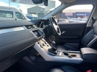 USED 2017 67 LAND ROVER RANGE ROVER EVOQUE 2.0 ED4 SE 5d 148 BHP A LOVELY ADDITION TO OUR FORECOURT FINISHED IN EVER POPULAR WHITE PAINT+ONLY 1 FORMER KEEPER+SERVICE HISTORY+DIESEL+ULEZ COMPLIANT+FULL LEATHER INTERIOR+SATELLITE NAVIGATION+PARK ASSIST+CLIMATE CONTROL+18 INCH ALLOY WHEELS+CALL NOW TO SPEAK TO OUR EXPERIENCED SALES ADVISORS+DONT MISS OUT+READY TO DRIVE AWAY TODAY!!!!!!!!!!!!!!!!!!!!!!!!!!!!!!!!!!!!!!!!