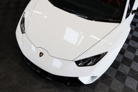 USED 2019 19 LAMBORGHINI HURACAN 5.2 LP 640-4 PERFORMANTE SPYDER 2d 631 BHP LAMBORGHINI WARRANTY TO JUNE 2025, MASSIVE SPEC, FULL LAMBORGHINI SERVICE HISTORY, FRONT LIFT, BRANDING PACK, STYLE PACK