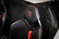 USED 2019 19 LAMBORGHINI HURACAN 5.2 LP 640-4 PERFORMANTE SPYDER 2d 631 BHP LAMBORGHINI WARRANTY TO JUNE 2025, MASSIVE SPEC, FULL LAMBORGHINI SERVICE HISTORY, FRONT LIFT, BRANDING PACK, STYLE PACK