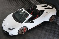 USED 2019 19 LAMBORGHINI HURACAN 5.2 LP 640-4 PERFORMANTE SPYDER 2d 631 BHP LAMBORGHINI WARRANTY TO JUNE 2025, MASSIVE SPEC, FULL LAMBORGHINI SERVICE HISTORY, FRONT LIFT, BRANDING PACK, STYLE PACK