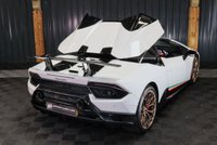 USED 2019 19 LAMBORGHINI HURACAN 5.2 LP 640-4 PERFORMANTE SPYDER 2d 631 BHP LAMBORGHINI WARRANTY TO JUNE 2025, MASSIVE SPEC, FULL LAMBORGHINI SERVICE HISTORY, FRONT LIFT, BRANDING PACK, STYLE PACK