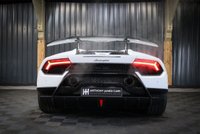 USED 2019 19 LAMBORGHINI HURACAN 5.2 LP 640-4 PERFORMANTE SPYDER 2d 631 BHP LAMBORGHINI WARRANTY TO JUNE 2025, MASSIVE SPEC, FULL LAMBORGHINI SERVICE HISTORY, FRONT LIFT, BRANDING PACK, STYLE PACK