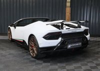 USED 2019 19 LAMBORGHINI HURACAN 5.2 LP 640-4 PERFORMANTE SPYDER 2d 631 BHP LAMBORGHINI WARRANTY TO JUNE 2025, MASSIVE SPEC, FULL LAMBORGHINI SERVICE HISTORY, FRONT LIFT, BRANDING PACK, STYLE PACK
