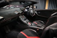 USED 2019 19 LAMBORGHINI HURACAN 5.2 LP 640-4 PERFORMANTE SPYDER 2d 631 BHP LAMBORGHINI WARRANTY TO JUNE 2025, MASSIVE SPEC, FULL LAMBORGHINI SERVICE HISTORY, FRONT LIFT, BRANDING PACK, STYLE PACK