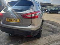 USED 2017 17 NISSAN QASHQAI 1.6 N-VISION DCI XTRONIC 5d 128 BHP Panoramic roof, One family owner