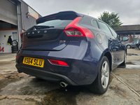 USED 2015 64 VOLVO V40 2.0 D3 SE 5d 148 BHP &pound;35 Road Tax