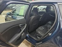 USED 2015 64 VOLVO V40 2.0 D3 SE 5d 148 BHP &pound;35 Road Tax