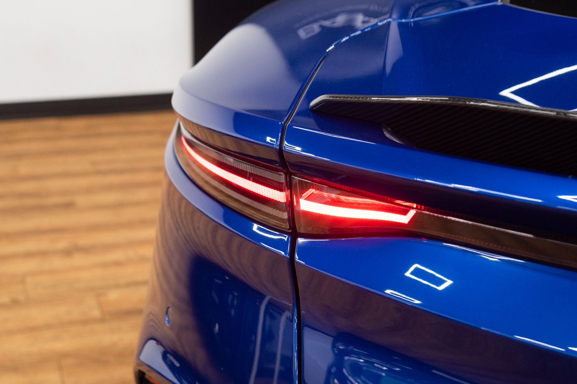 USED 2019 19 ASTON MARTIN DBS SUPERLEGGERA 5.2 V12 