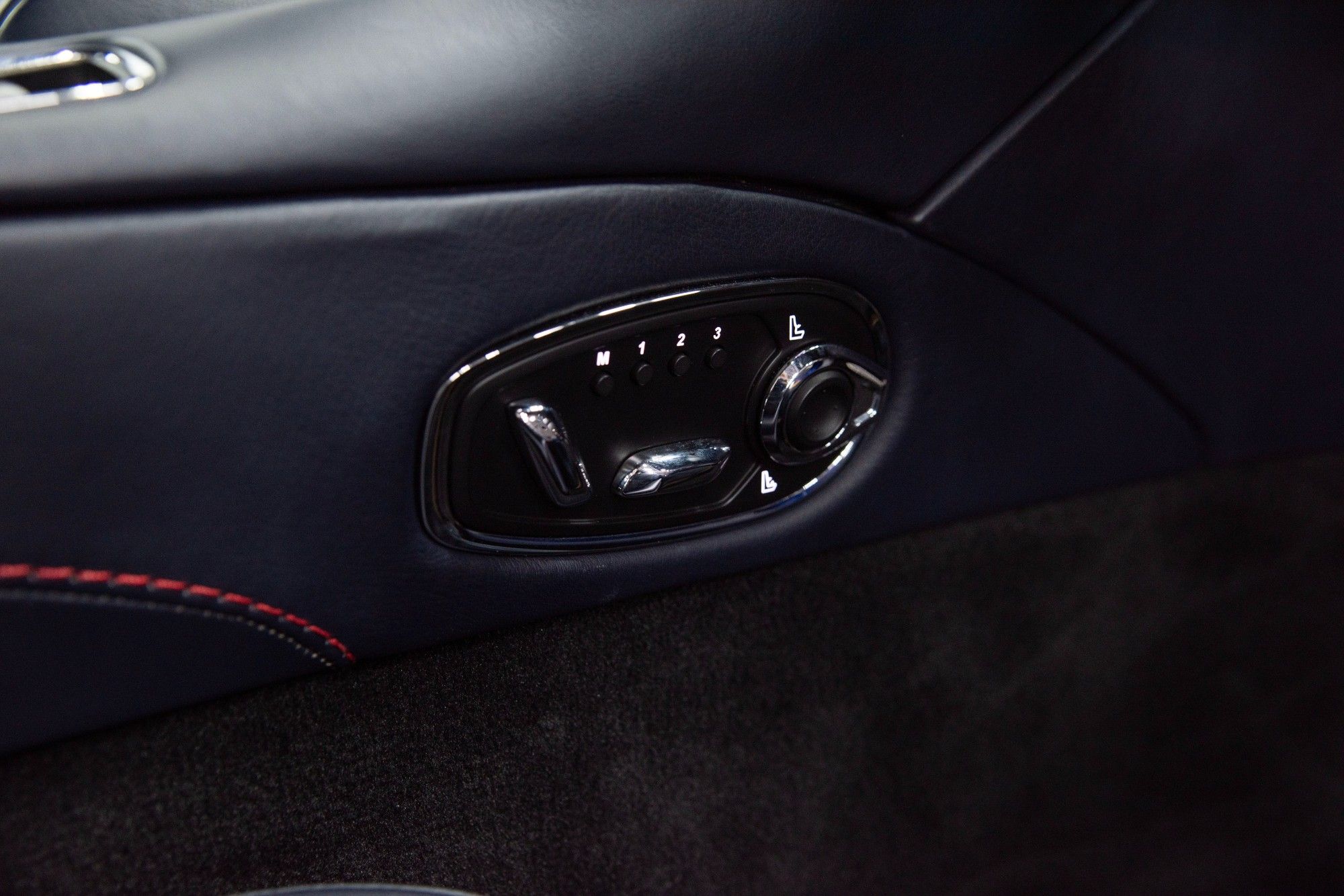 USED 2019 19 ASTON MARTIN DBS SUPERLEGGERA 5.2 V12 