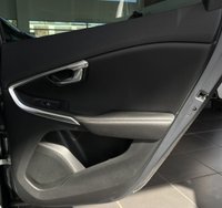 USED 2016 16 VOLVO V40 2.0 D4 INSCRIPTION 5d 188 BHP 