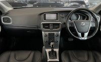 USED 2016 16 VOLVO V40 2.0 D4 INSCRIPTION 5d 188 BHP 