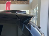 USED 2016 66 LAND ROVER DISCOVERY SPORT 2.0 TD4 SE TECH 5d 180 BHP Fantastic History