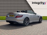 USED 2012 12 MERCEDES-BENZ SLK 5.5 SLK55 AMG 2d 421 BHP Parktronic - AIRSCARF