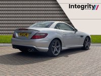 USED 2012 12 MERCEDES-BENZ SLK 5.5 SLK55 AMG 2d 421 BHP Parktronic - AIRSCARF