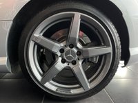USED 2012 12 MERCEDES-BENZ SLK 5.5 SLK55 AMG 2d 421 BHP Parktronic - AIRSCARF