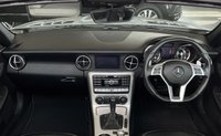 USED 2012 12 MERCEDES-BENZ SLK 5.5 SLK55 AMG 2d 421 BHP Parktronic - AIRSCARF