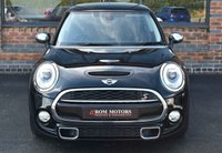 USED 2017 17 MINI HATCH COOPER 2.0 COOPER S 3d 189 BHP MEDIA XL / CHILLI PK / HEATED