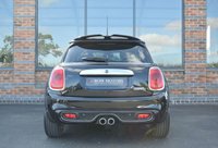 USED 2017 17 MINI HATCH COOPER 2.0 COOPER S 3d 189 BHP MEDIA XL / CHILLI PK / HEATED