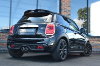 USED 2017 17 MINI HATCH COOPER 2.0 COOPER S 3d 189 BHP MEDIA XL / CHILLI PK / HEATED