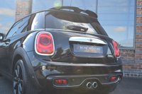 USED 2017 17 MINI HATCH COOPER 2.0 COOPER S 3d 189 BHP MEDIA XL / CHILLI PK / HEATED