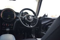 USED 2017 17 MINI HATCH COOPER 2.0 COOPER S 3d 189 BHP MEDIA XL / CHILLI PK / HEATED