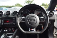 USED 2011 Y AUDI TT 2.0 TFSI QUATTRO S LINE 2d 211 BHP LOW MILES / BLACK STYLING