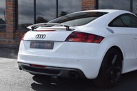 USED 2011 Y AUDI TT 2.0 TFSI QUATTRO S LINE 2d 211 BHP LOW MILES / BLACK STYLING