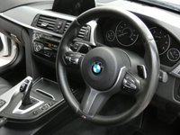 USED 2018 18 BMW 3 SERIES 3.0 330D M SPORT SHADOW EDITION TOURING 5d 255 BHP SAT NAV HARMAN KARDON HEATED LEATHER INTERIOR CRUISE CONTROL PARKING SENSORS 2 OWNERS SERVICE HISTORY