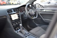 USED 2019 19 VOLKSWAGEN GOLF 2.0 R TSI 4MOTION DSG 3d 296 BHP PAN ROOF / DCC / DYNAUDIO