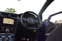 USED 2019 19 VOLKSWAGEN GOLF 2.0 R TSI 4MOTION DSG 3d 296 BHP PAN ROOF / DCC / DYNAUDIO