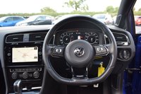 USED 2019 19 VOLKSWAGEN GOLF 2.0 R TSI 4MOTION DSG 3d 296 BHP PAN ROOF / DCC / DYNAUDIO