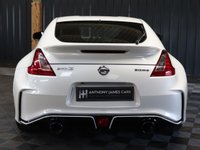 USED 2018 18 NISSAN 370Z V6 NISMO 13" BIG 'TESLA STYLE' DISPLAY, TITANIUM EXHAUST (REAR), CARBON STEERING WHEEL,  CAMERA, 12 MONTHS WARRANTY - STUNNING
