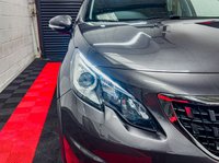USED 2017 66 PEUGEOT 2008 1.2 PURETECH S/S ALLURE 5d 110 BHP 